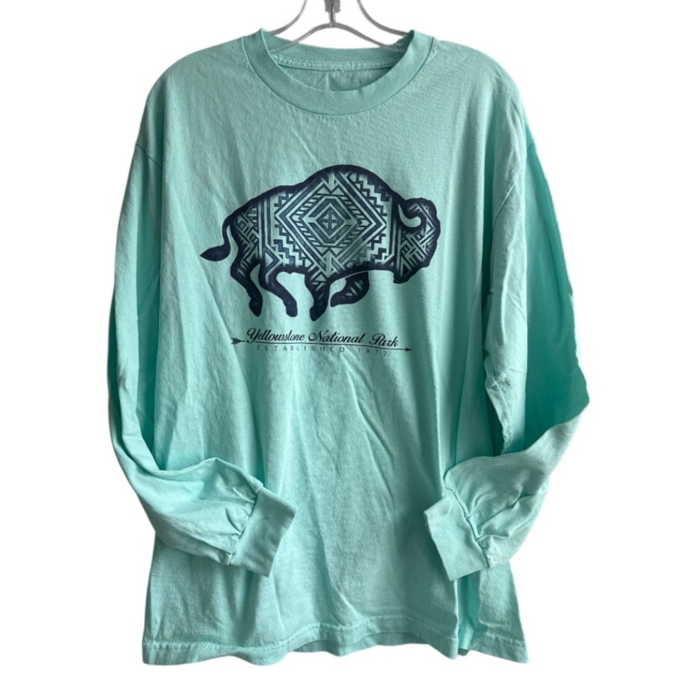 Yellowstone National Park Graphic Tee Shirt Lt Blue Long Sleeve Mens L/XL EUC
